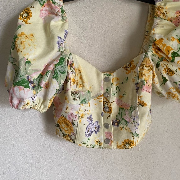 For Love & Lemon Chamomile Denim Floral Puff Sleeve Crop Buttercreme Top Size S - Picture 5 of 12